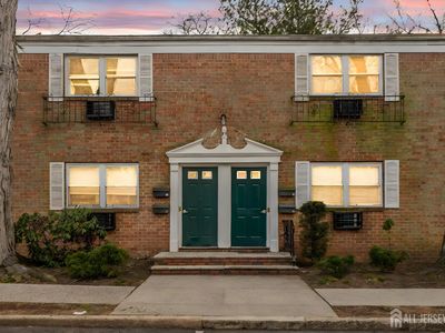 289 Main St APT 4Q, Spotswood, NJ, 08884