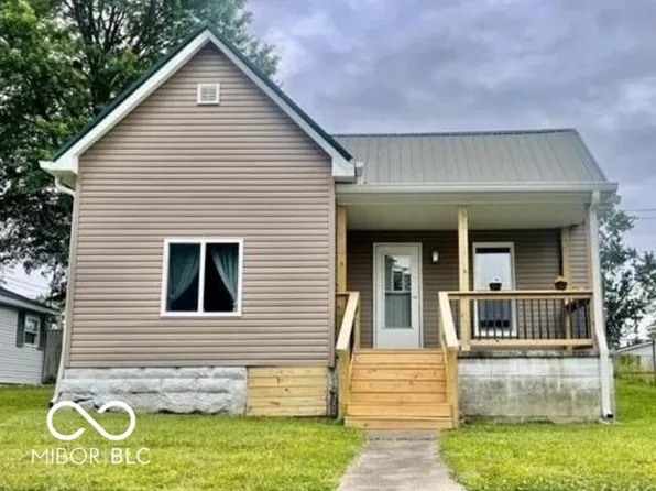 120 W Warren St, Mitchell, IN 47446