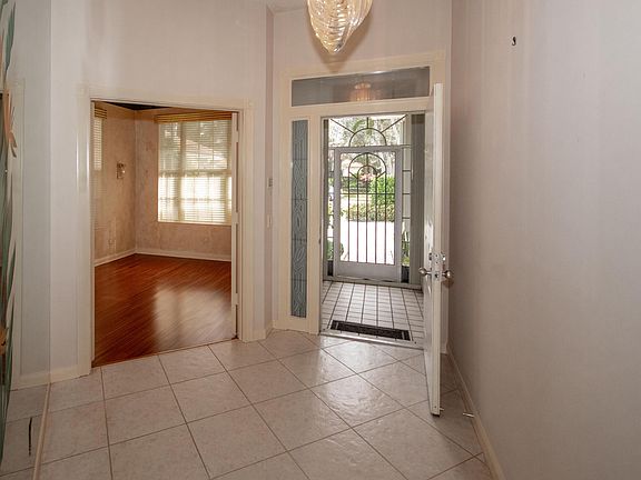 3rd image of 267 Kelsey Park Circle