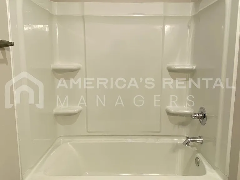 210 Ridge View Cir — Photo 16