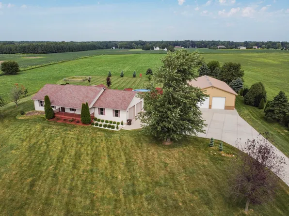 13228 W 185th Ave, Lowell, IN 46356