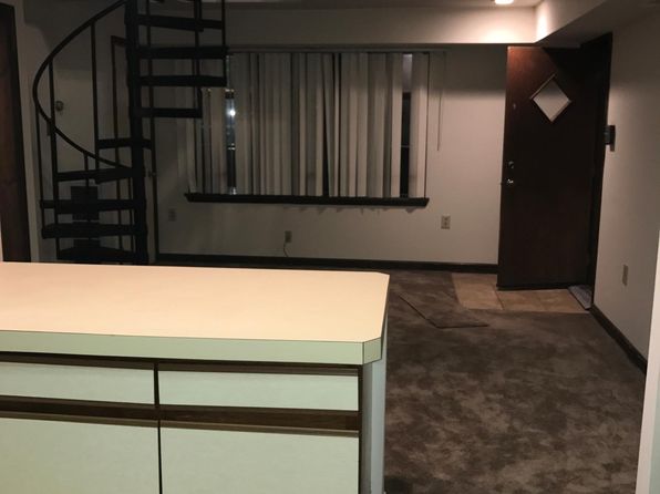 (undisclosed Address)