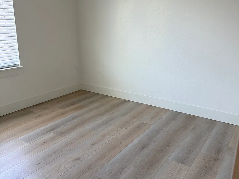 3311 NE 42nd Pl #1 — Photo 21
