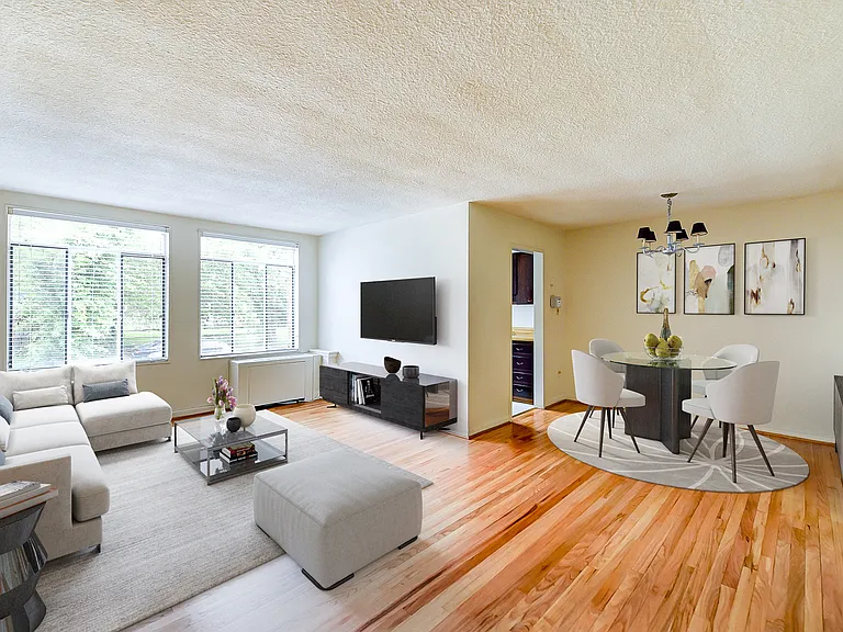 1817 N Quinn St — Photo 15