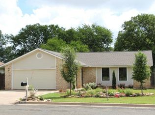 2203 Meadow Brook Dr, Round Rock, TX 78664