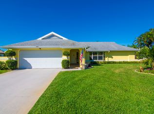 1825 SE Greendon Ave, Port Saint Lucie, FL 34952