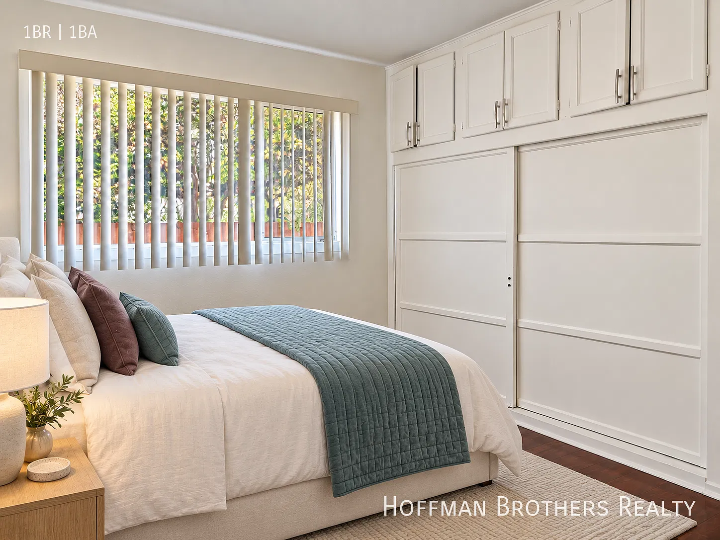 Renovated 1 Bedroom in Pico-Robertson with Parking, On-Site Laundry & Water Included! — Photo 3