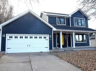 6562 Center St, West Des Moines, IA 50266