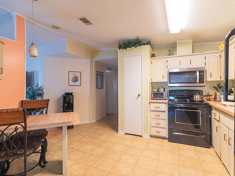 14 Jacaranda Ln — Photo 17