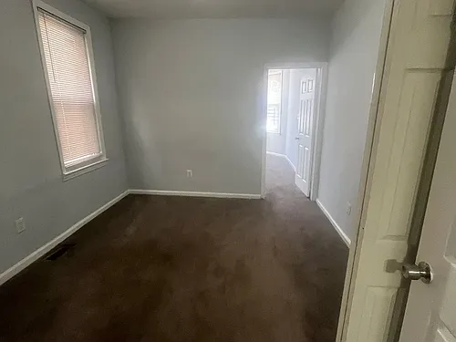 25 Princeton St Photo 1