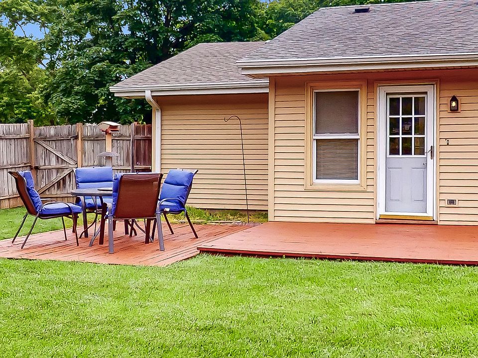 137 S Schmidt Rd, Bolingbrook, IL 60440 | Zillow