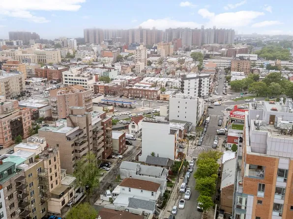 1114 Banner Avenue image 11 of 17