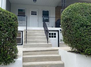 1030 N 46th St, Philadelphia, PA 19131