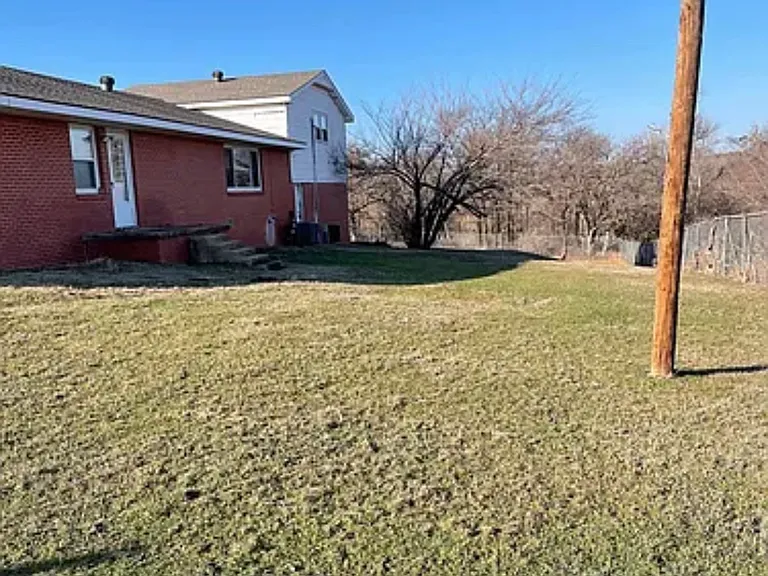 14200 N Sooner Rd — Photo 29