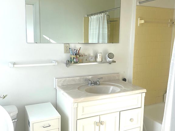 5th image of 1825 Florida Ave NW APT 31