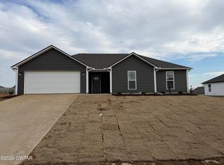 130 Garden Gate Dr, Three Way, TN 38343