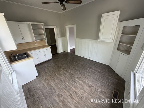 2nd image of 703 Cokey Rd