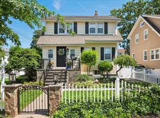 211 Walnut Ave, Bogota Boro, NJ 07603