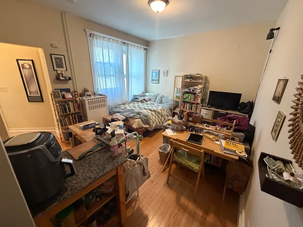 5 Fuller St APT 3, Brookline, MA 02446