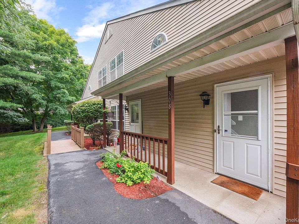 1st image of 308 Magnolia Court