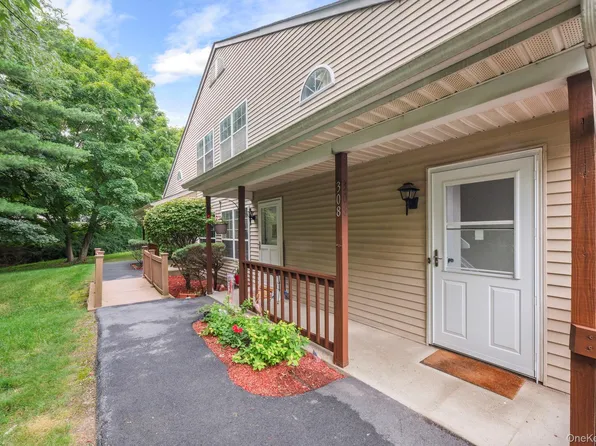 308 Magnolia Court, Highland Mills, NY 10930