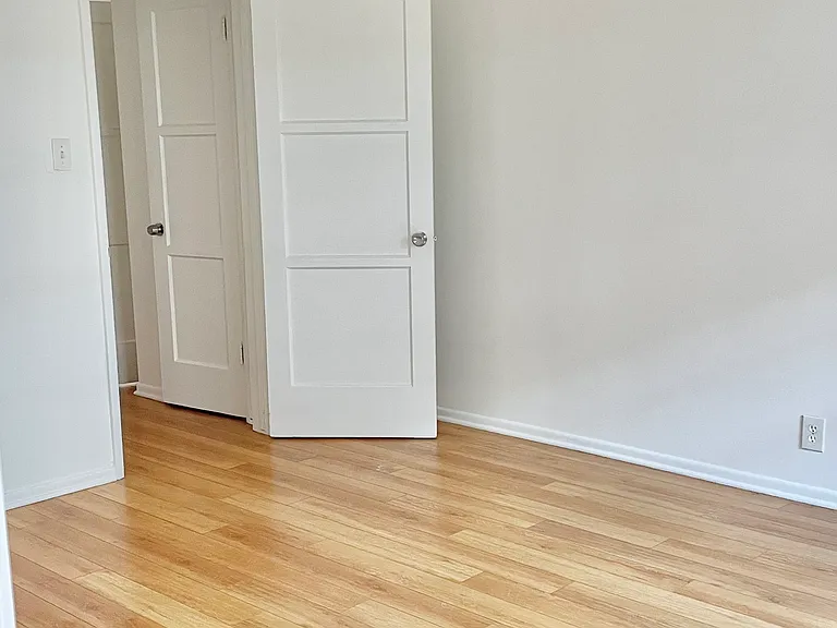 228 S Sycamore Ave #11 — Photo 27