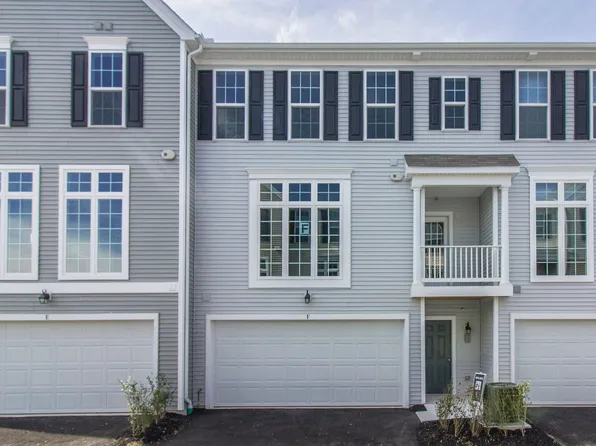 3037 Meridian Cmns Unit C, Mechanicsburg, PA 17055