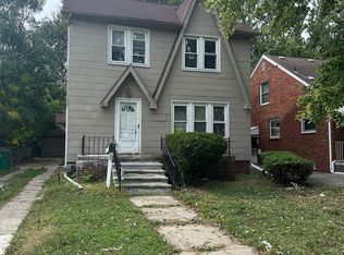 22805 Pleasant Ave, Eastpointe, MI 48021