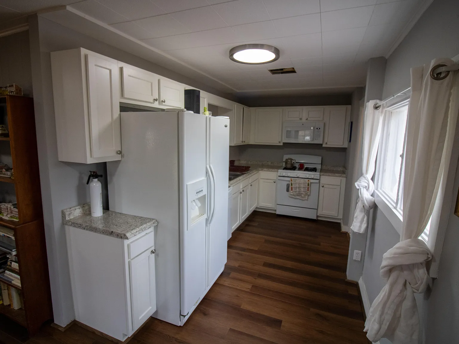 1 bed, 1.0 bath, 820 sqft, $1,350 — Photo 3