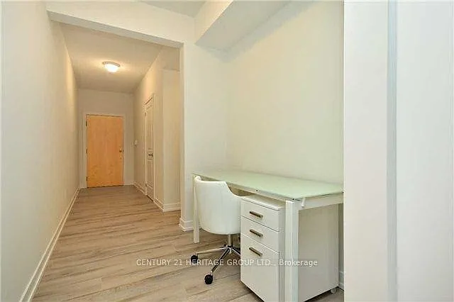 69 Boyne St #212 — Photo 6