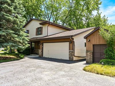 14325 W Lincoln AVENUE, New Berlin, WI, 53151