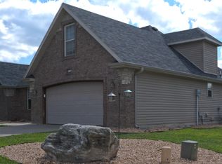 285 N Tierra Dr, Republic, MO 65738