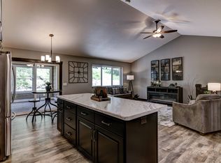 5227 Jeffers Rd, Eau Claire, WI 54703