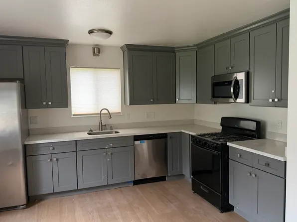 3710 Bodega Ave APT 8, Petaluma, CA 94952