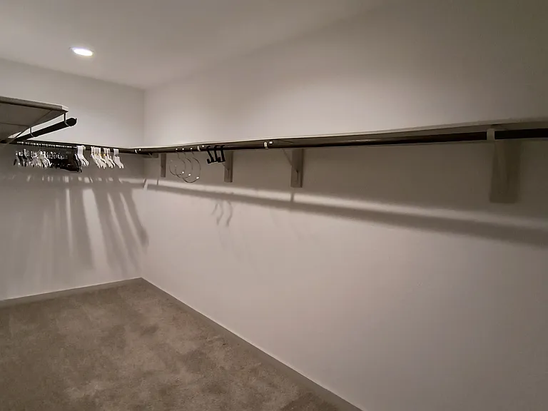 350 Silver Bridge Ct — Photo 11