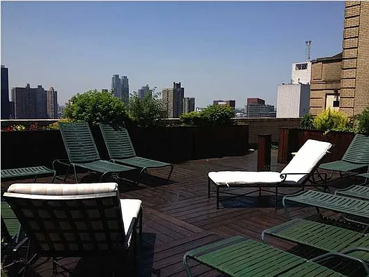 Rented by Evans Real Estate | media 35