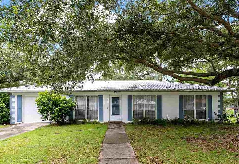 1st image of 4928 NW 29th St