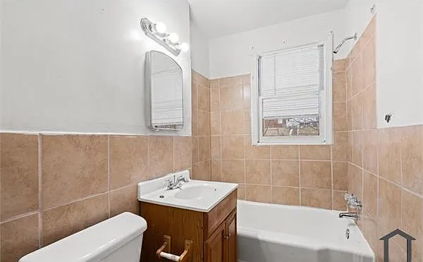 414 Chesapeake St SE — Photo 16