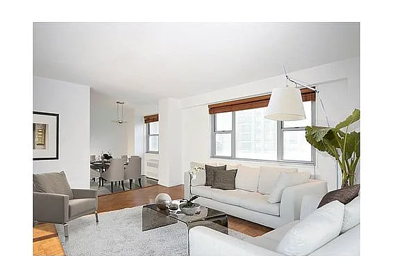 100 W 93rd St APT 7C photo 1