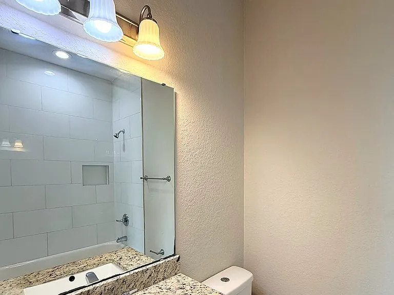 2 W Orange St #101 — Photo 46