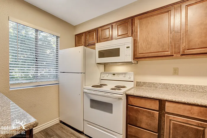 5278 River Glen Dr #412 — Photo 8