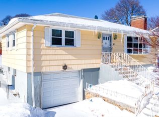 34 Robin Rd, Worcester, MA 01604