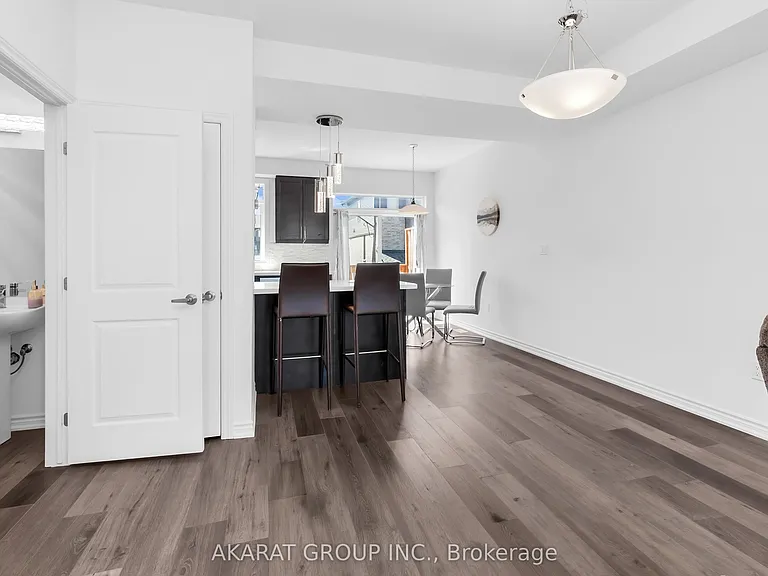 61 Soho St #68 — Photo 14