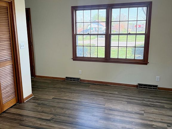 5th image of 627 W Foulke Ave