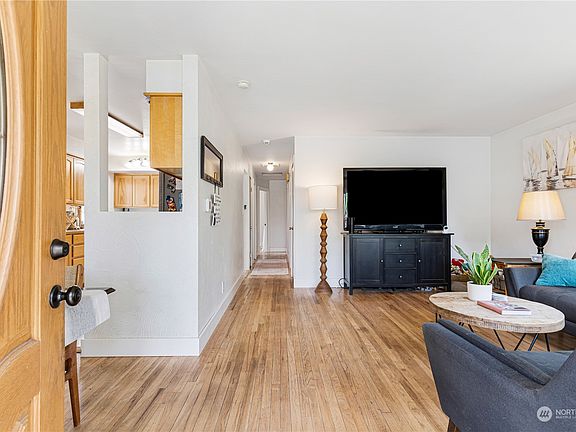 4th image of 8836 S G Street