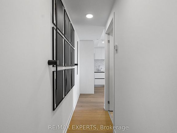 5th image of 7950 Bathurst St #1501