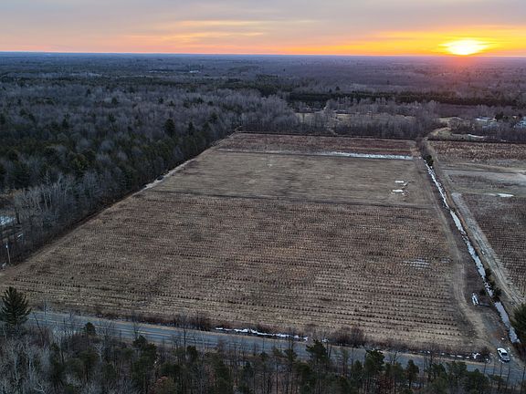 5th image of 2592 N Weber Rd