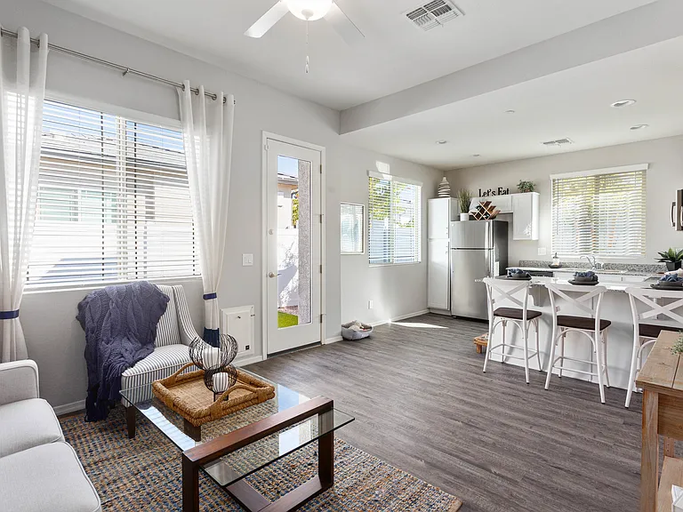 The Logan at Ellsworth — Photo 14