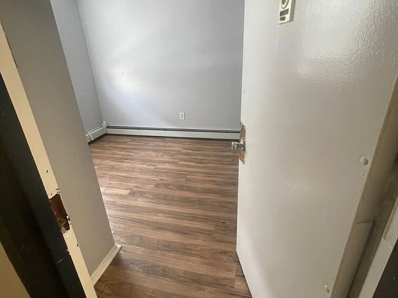 Living room/den/bedroom