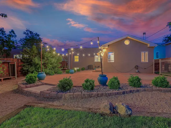 415 Amherst Dr SE, Albuquerque, NM 87106